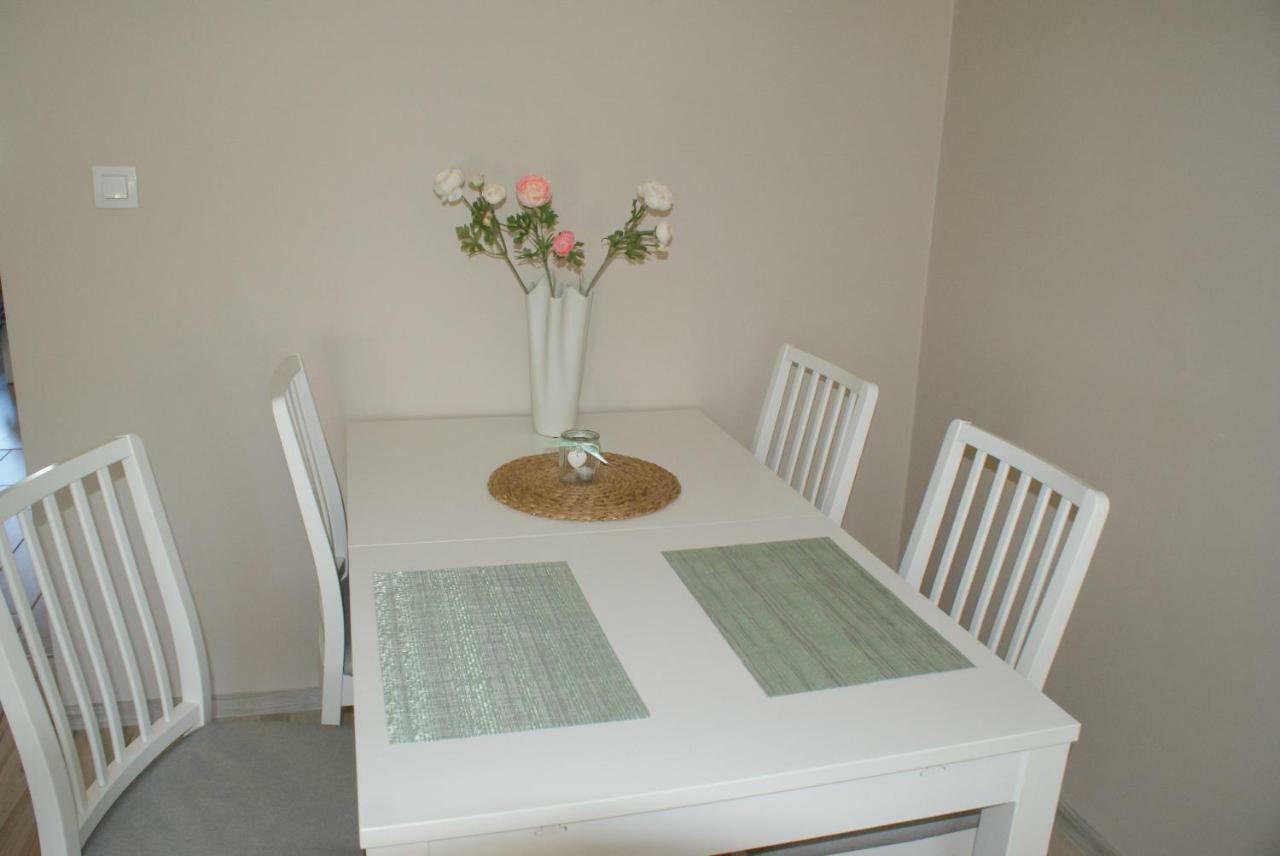 Grochowska Apartment